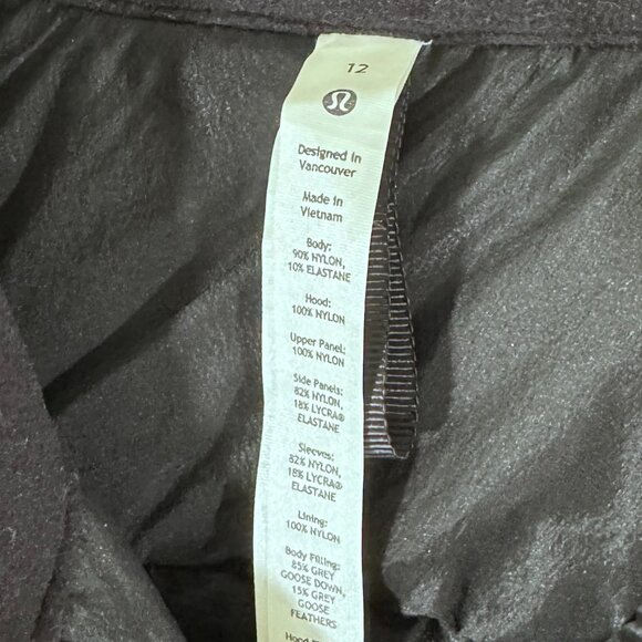 Lululemon Down For It All Jacket with Removable Hood Black Size 12 - Picture 5 of 5